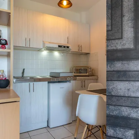 Sea Front Spirit Apartment *