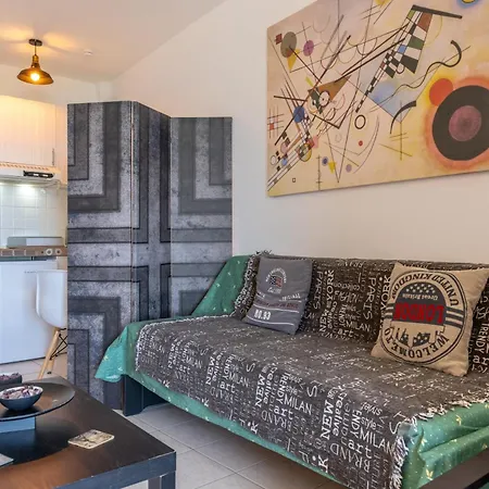 Apartment Sea Front Spirit